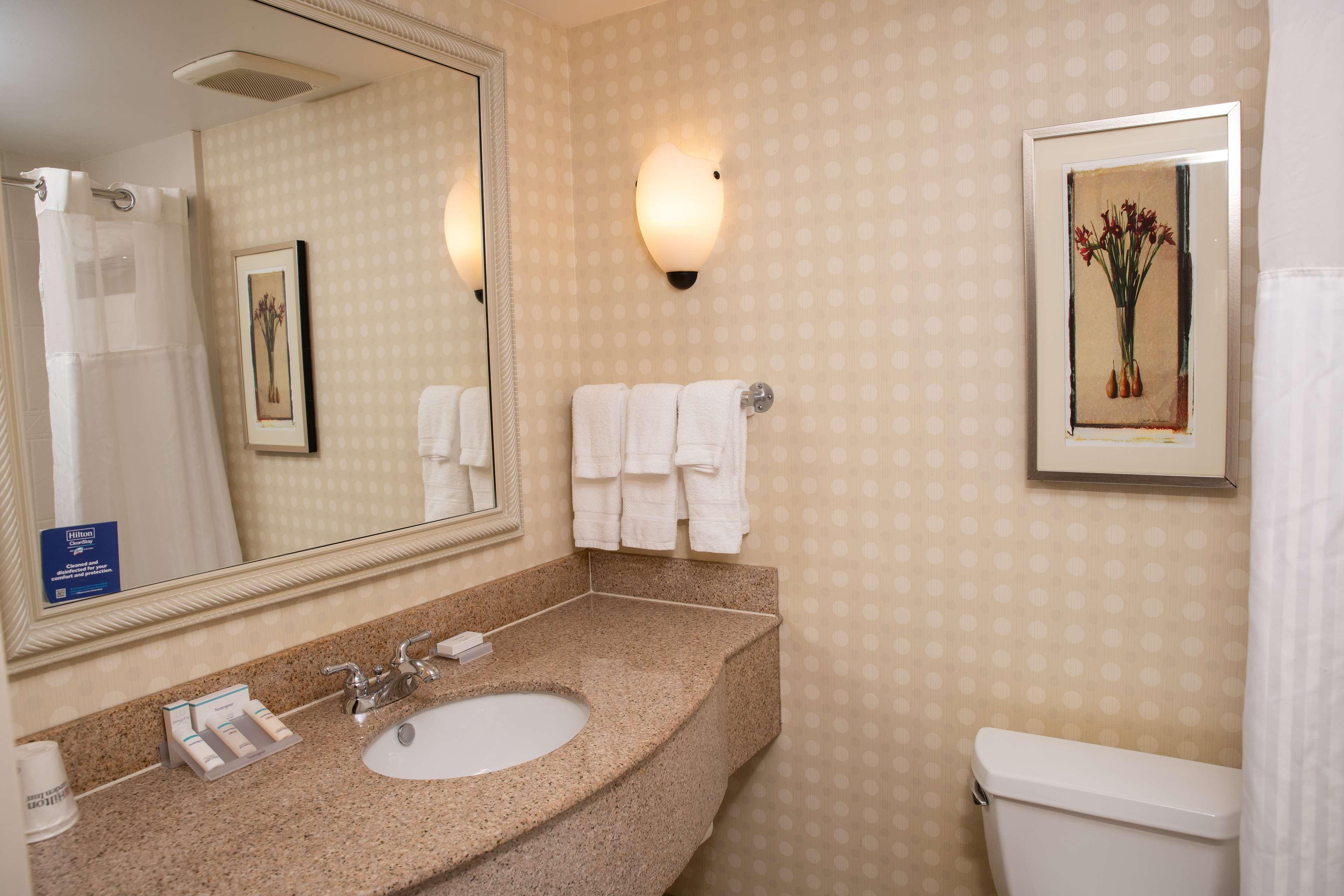Hilton Garden Inn Erie Kearsarge Extérieur photo