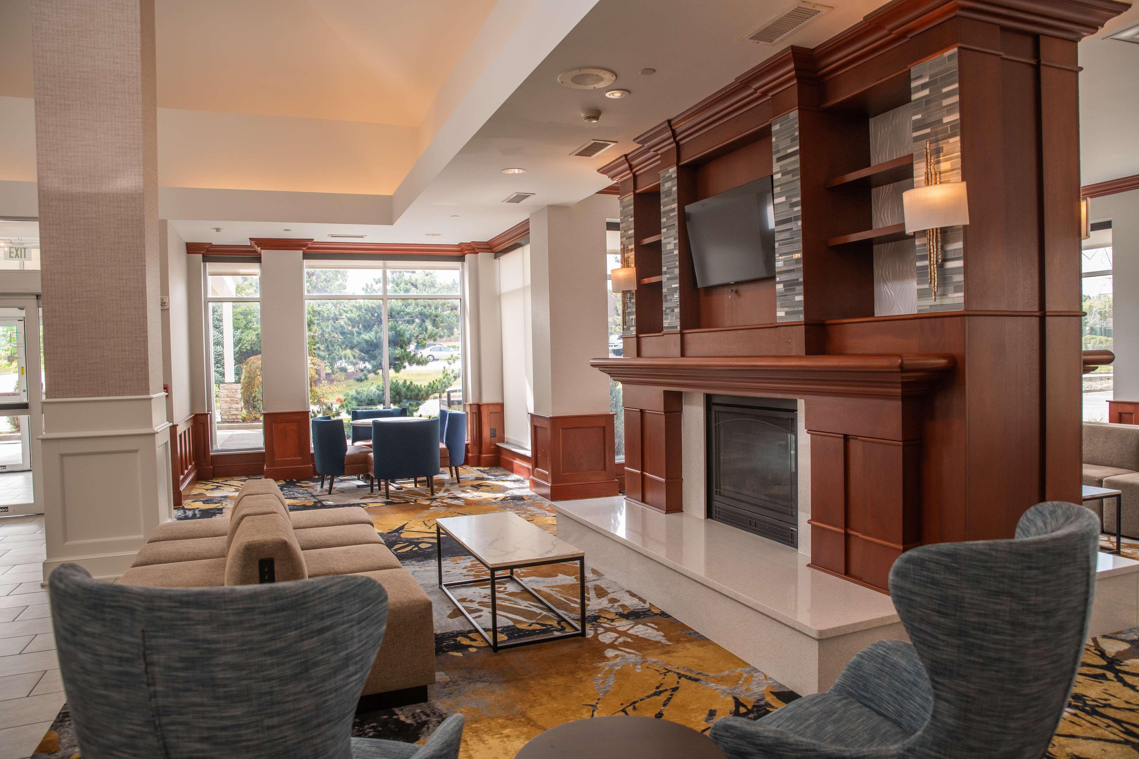 Hilton Garden Inn Erie Kearsarge Extérieur photo
